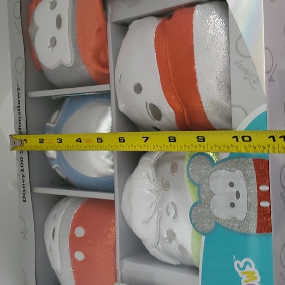 Disney 100 squishmallows box set - Picture 6 of 7